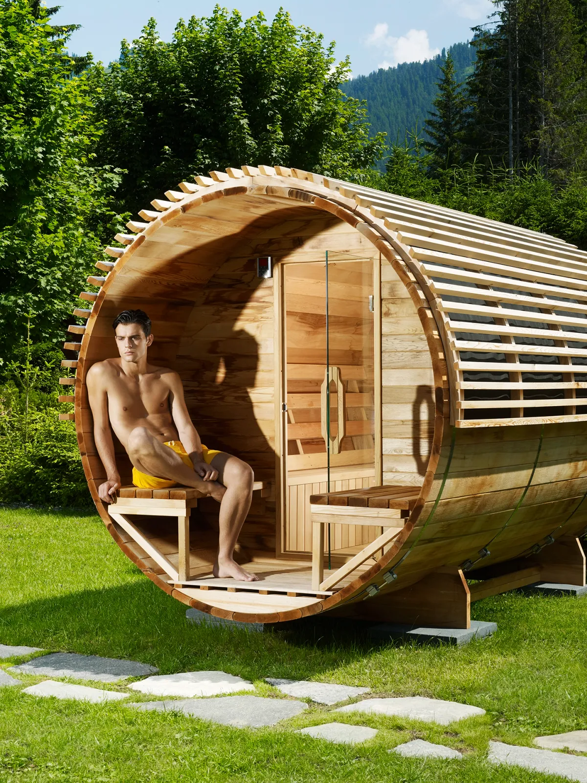 Daniela-Tonatiuh--WALLPAPER-004--2013