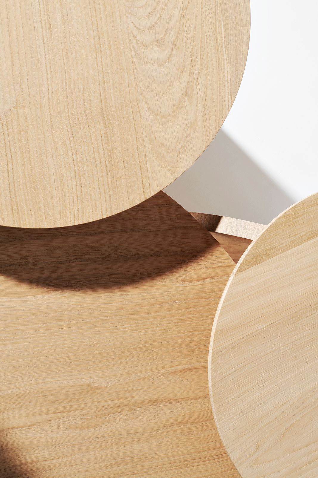 Daniela-Tonatiuh--SINGAL-TABLES-008--2018