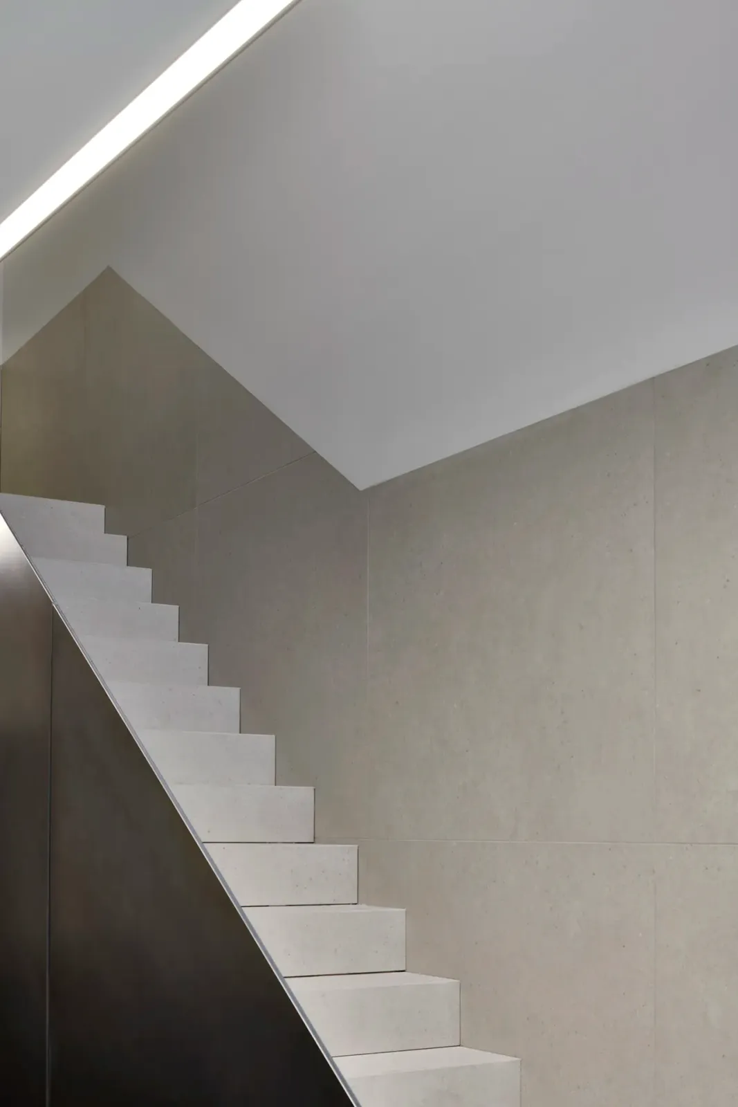 Daniela-Tonatiuh—CORPUS_GENTH—0010--2021