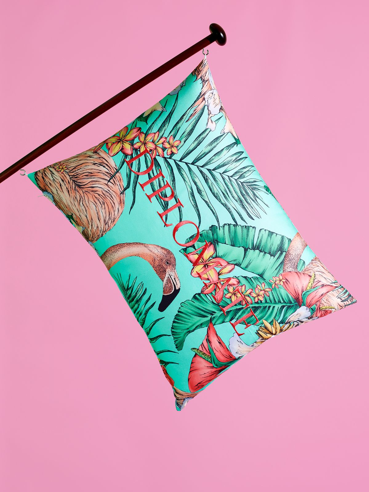 Daniela-Tonatiuh--VLAD-GILLES-001--2016