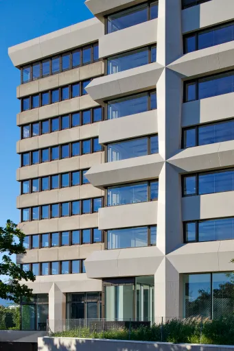 Daniela-Tonatiuh—BERREL—001--2025