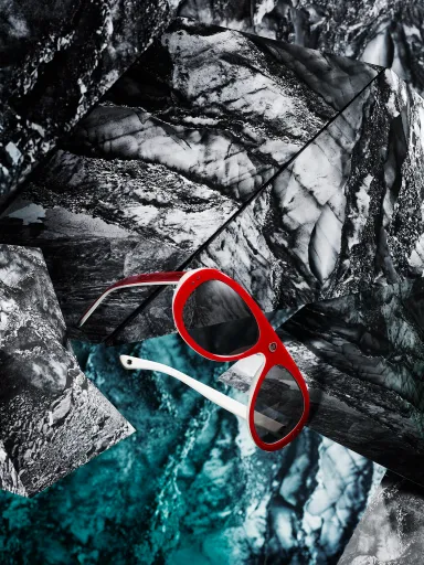 Daniela-Tonatiuh--MONCLER-001--2013