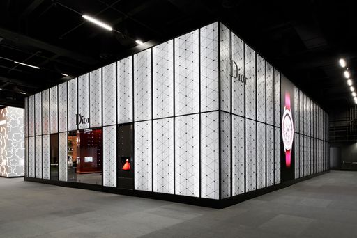 Daniela-Tonatiuh--DIOR-BASELWORLD-003--2017